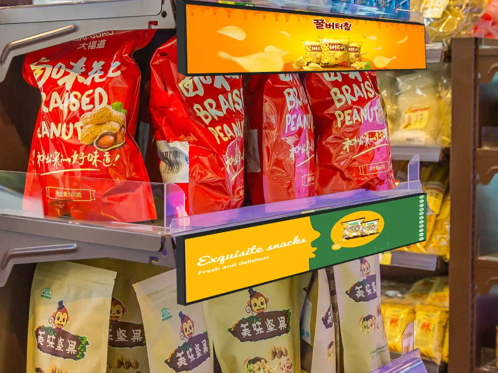 ЖК-дисплей с краю полки