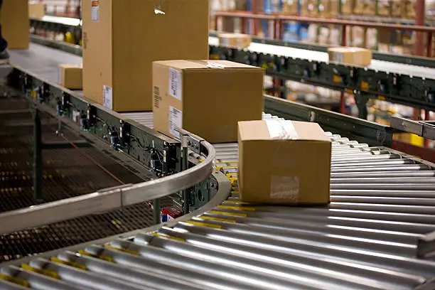 Envio de caixas em um depósito
